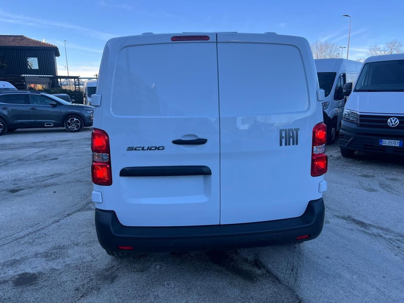 Fiat Scudo Furgone nuova a Milano (11)
