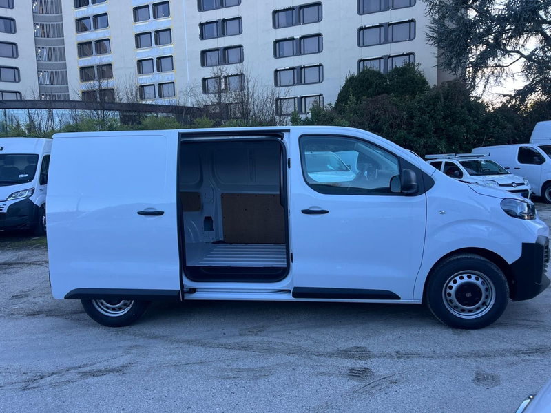 Fiat Scudo Furgone nuova a Milano (6)