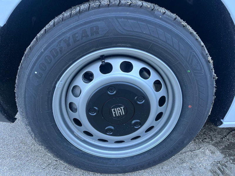 Fiat Scudo Furgone nuova a Milano (8)
