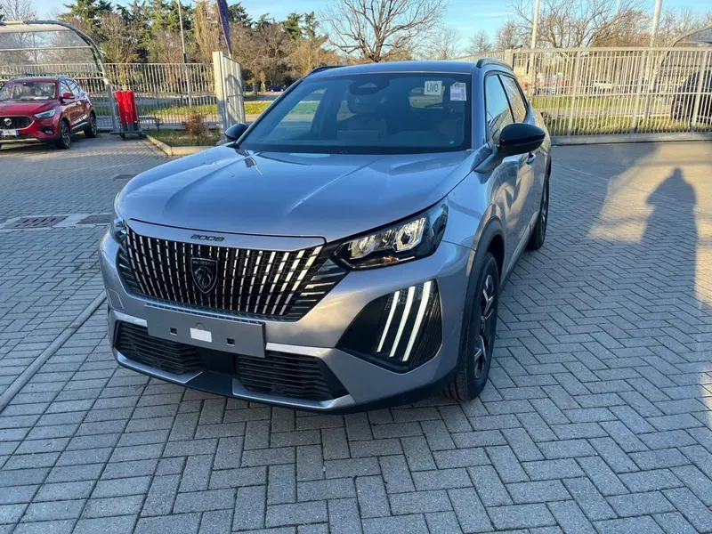 Peugeot 2008 nuova a Milano