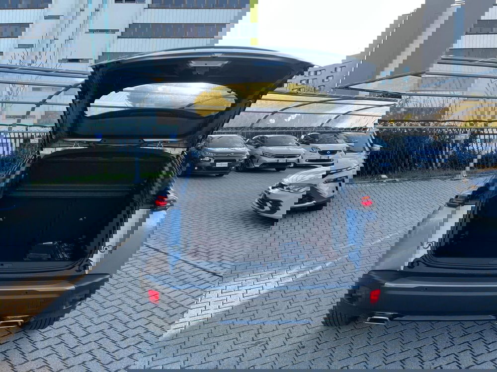 Peugeot 2008 nuova a Milano (11)