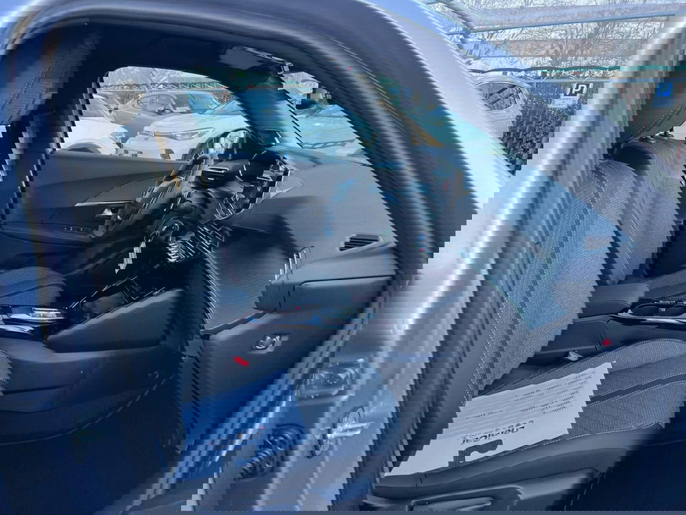 Peugeot 2008 nuova a Milano (14)