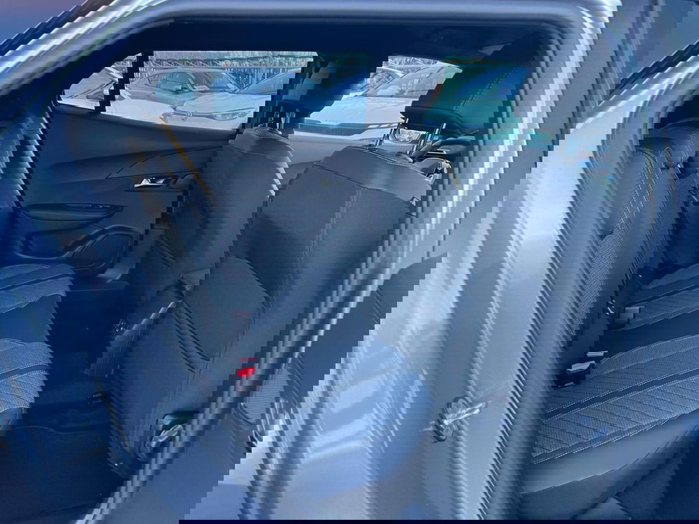 Peugeot 2008 nuova a Milano (15)