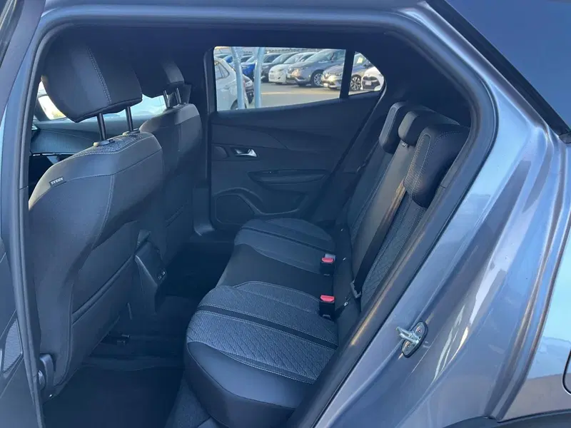 Peugeot 2008 nuova a Milano (16)