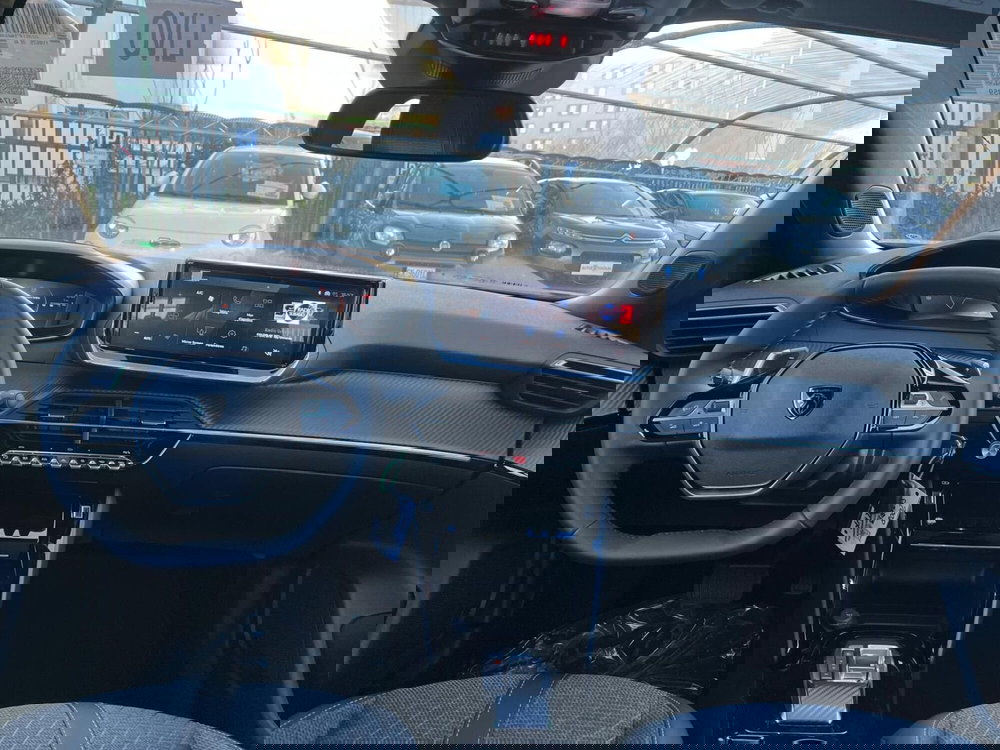 Peugeot 2008 nuova a Milano (17)