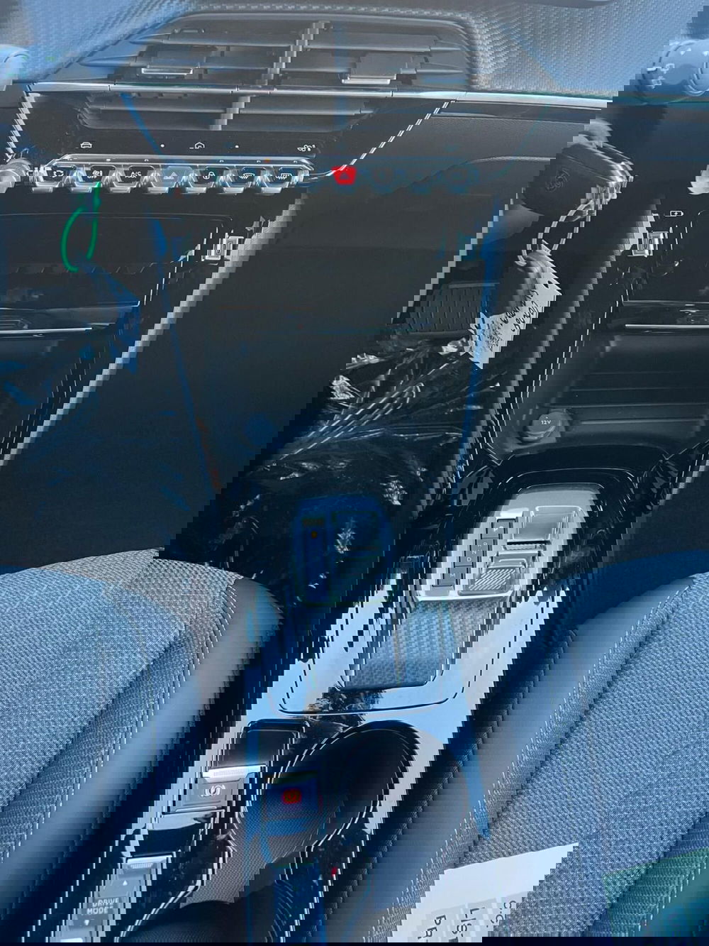 Peugeot 2008 nuova a Milano (19)