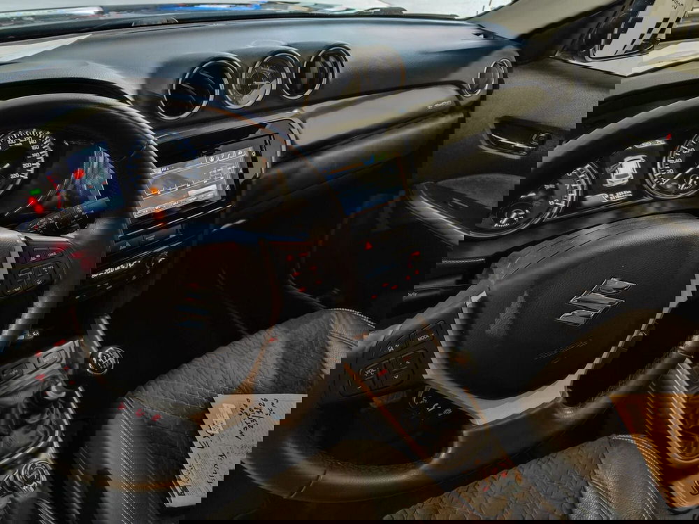 Suzuki Vitara usata a Milano (12)