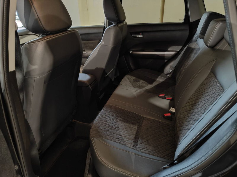 Suzuki Vitara usata a Milano (13)