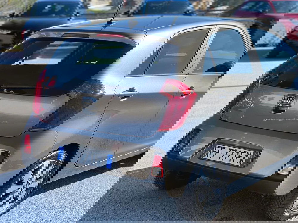 Kia Picanto usata a Matera (8)