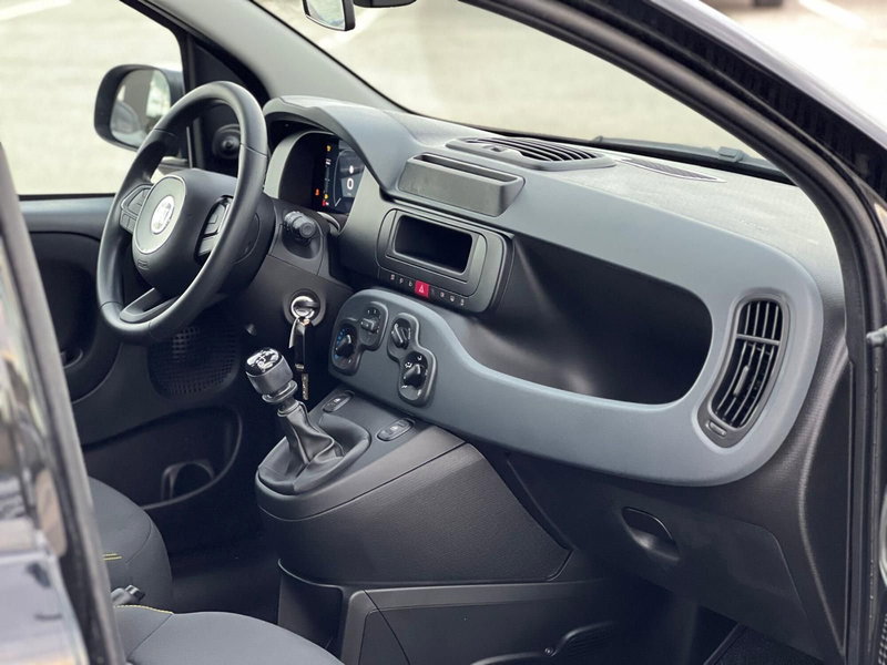 Fiat Panda Cross nuova a Matera (14)