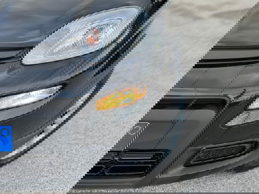 Fiat Panda Cross nuova a Matera (3)