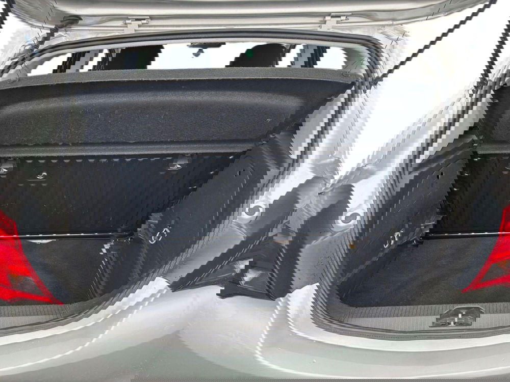 Opel Corsa usata a Lucca (7)