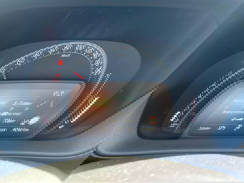 Toyota Aygo X usata a Ragusa (11)