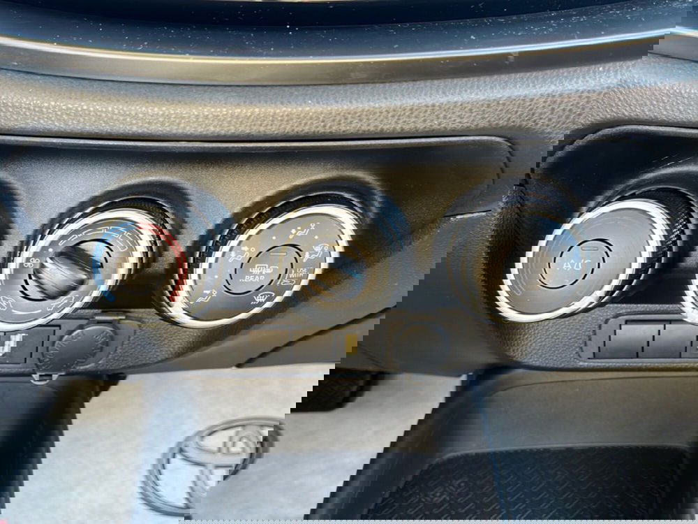 Toyota Aygo X usata a Ragusa (14)