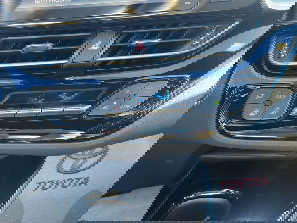 Toyota Toyota C-HR usata a Ragusa (15)