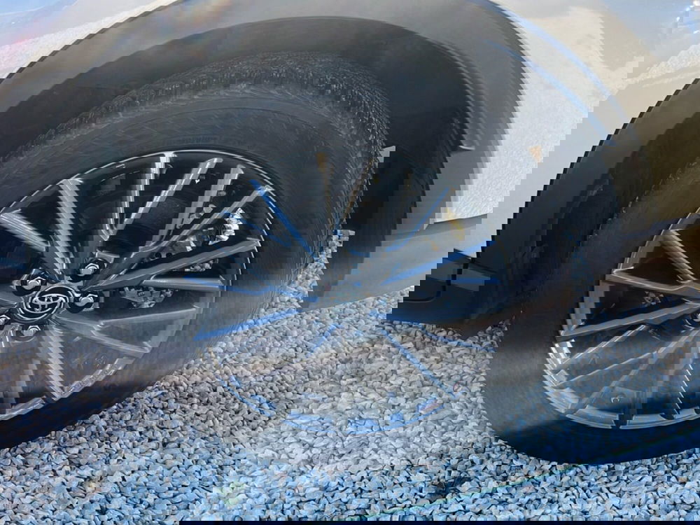 Toyota Toyota C-HR usata a Ragusa (6)