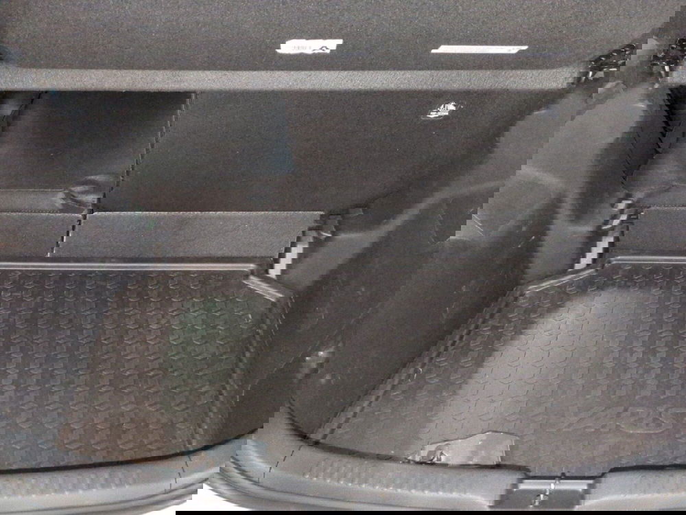 Toyota Yaris GR Sport usata a Milano (14)