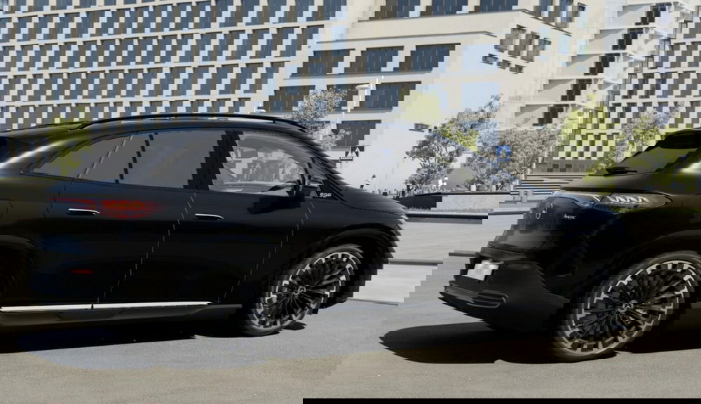 Mercedes-Benz EQE SUV nuova a Bergamo (3)