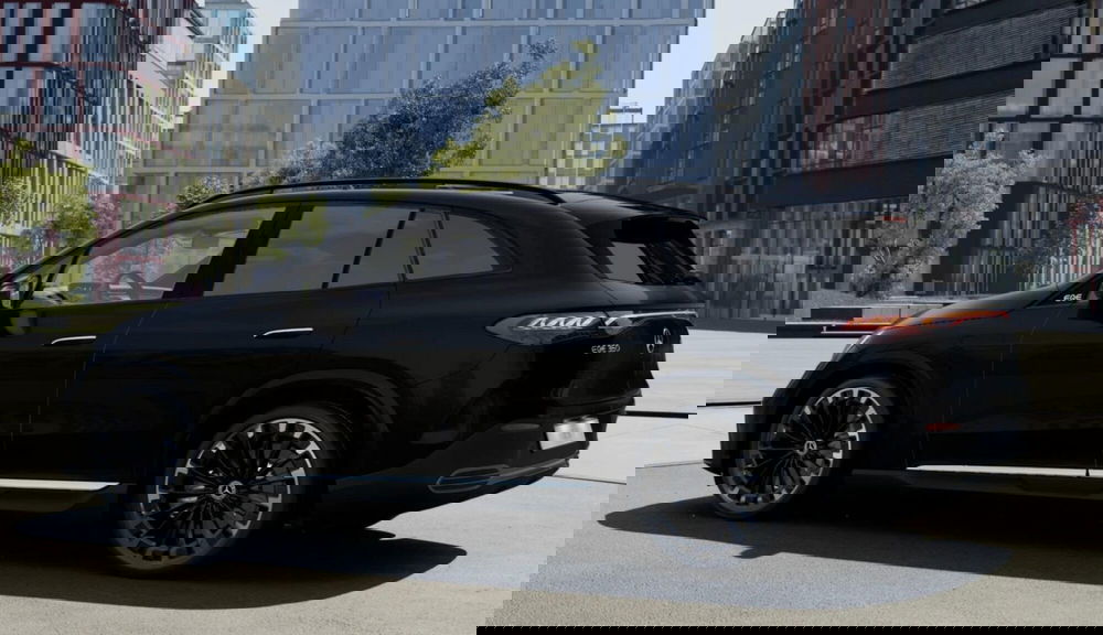 Mercedes-Benz EQE SUV nuova a Bergamo (4)