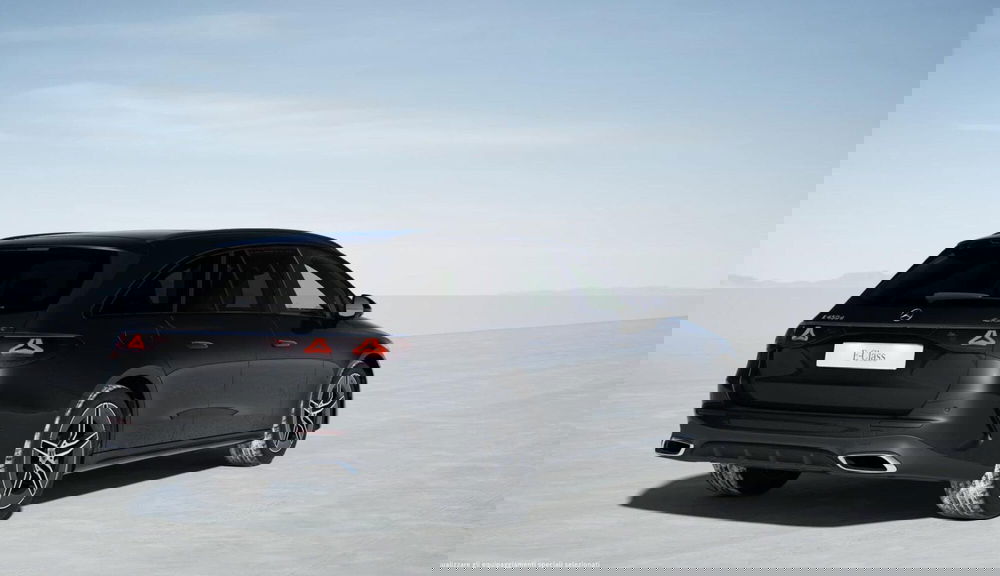 Mercedes-Benz Classe E Station Wagon nuova a Bergamo (3)