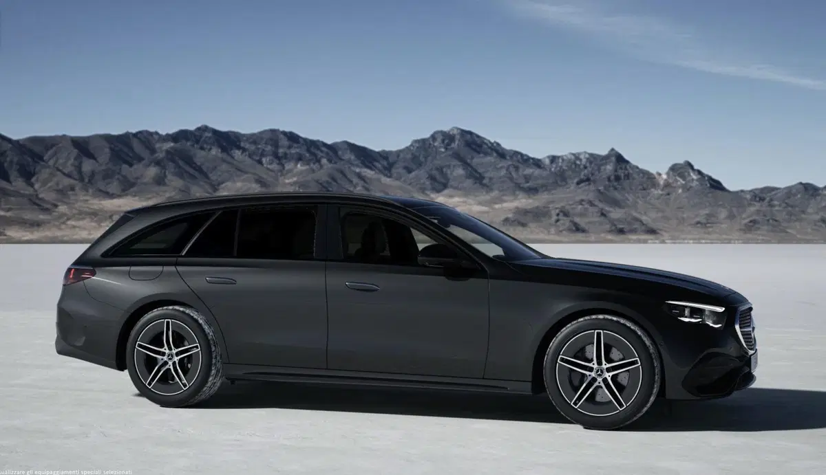 Mercedes-Benz Classe E Station Wagon nuova a Bergamo (4)