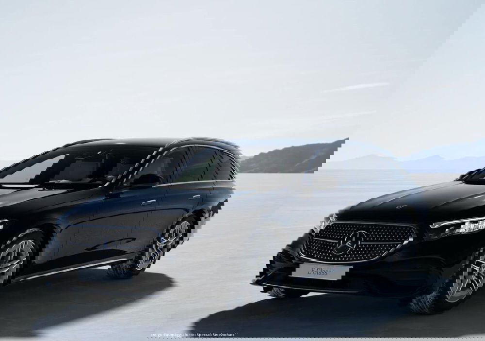 Mercedes-Benz Classe E Station Wagon nuova a Bergamo (4)