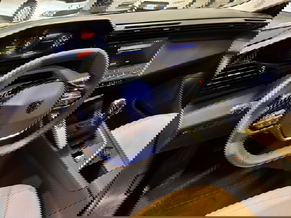 Peugeot 308 SW usata a Modena (11)