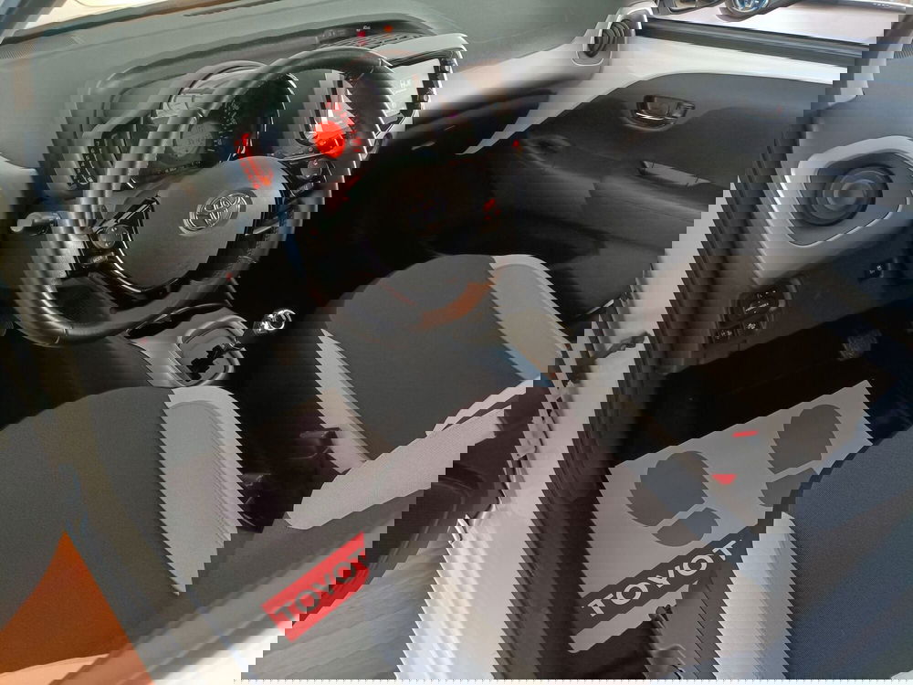 Toyota Aygo usata a Modena (9)