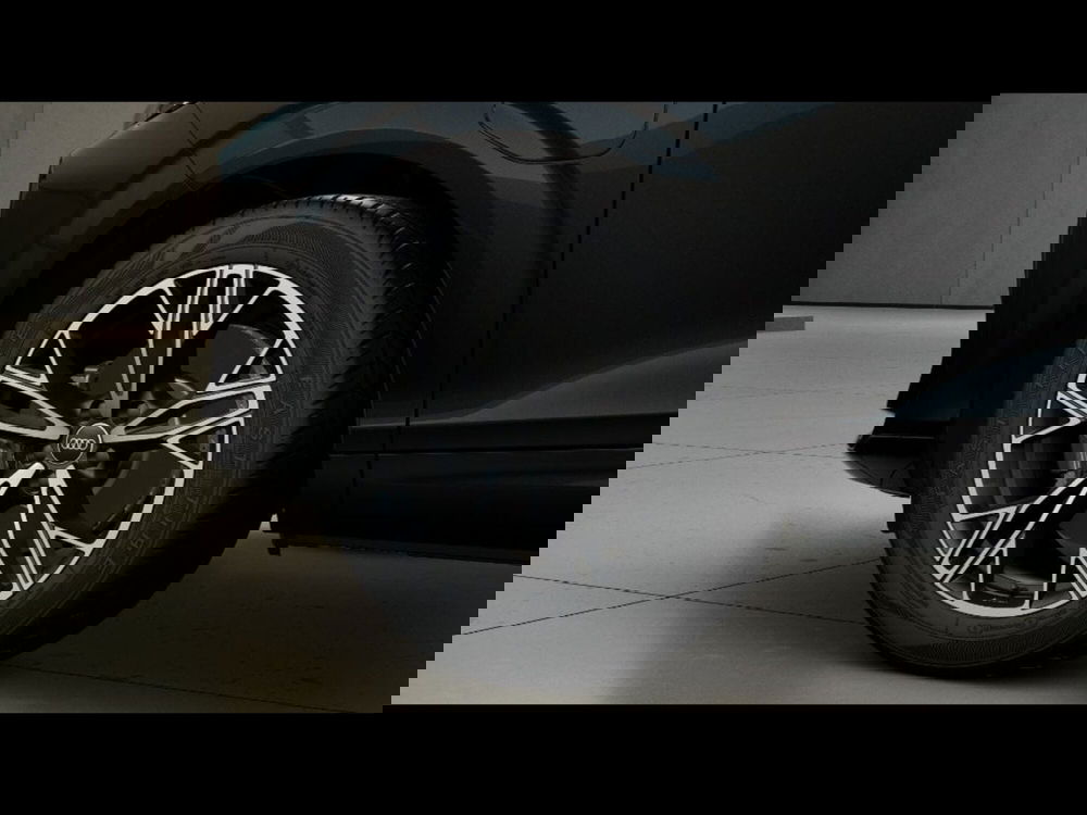 Audi Q3 Sportback nuova a Firenze (6)