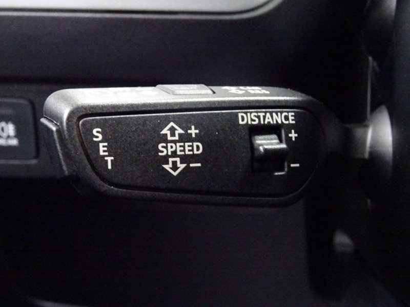 Audi Q4 usata a Como (12)