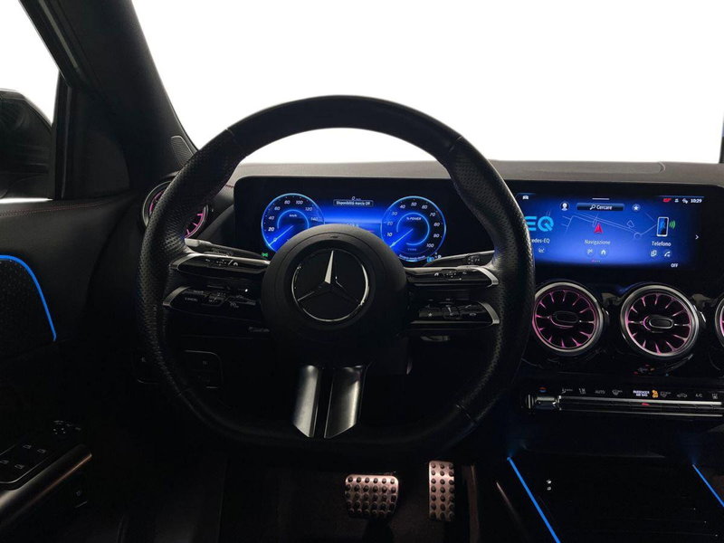 Mercedes-Benz EQA usata a Milano (11)