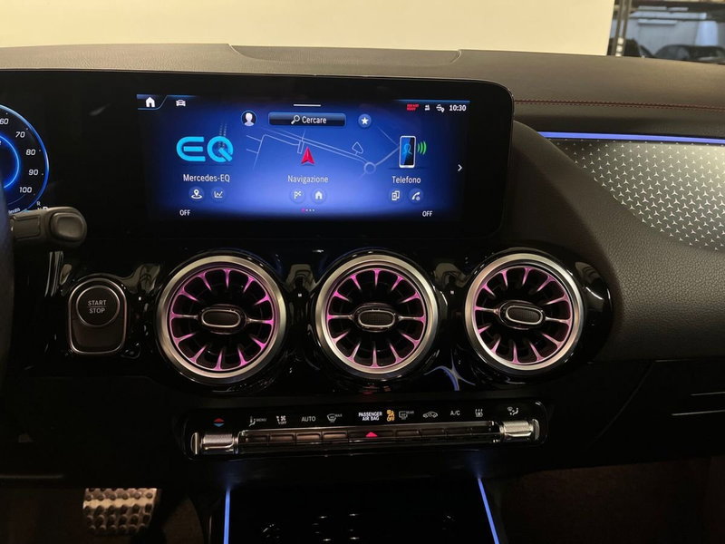 Mercedes-Benz EQA usata a Milano (14)