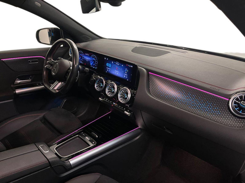 Mercedes-Benz EQA usata a Milano (15)