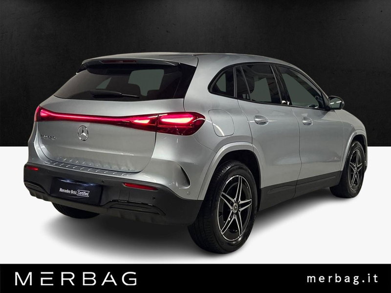 Mercedes-Benz EQA usata a Milano (2)