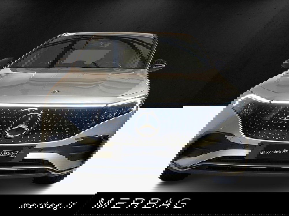 Mercedes-Benz EQA usata a Milano (3)