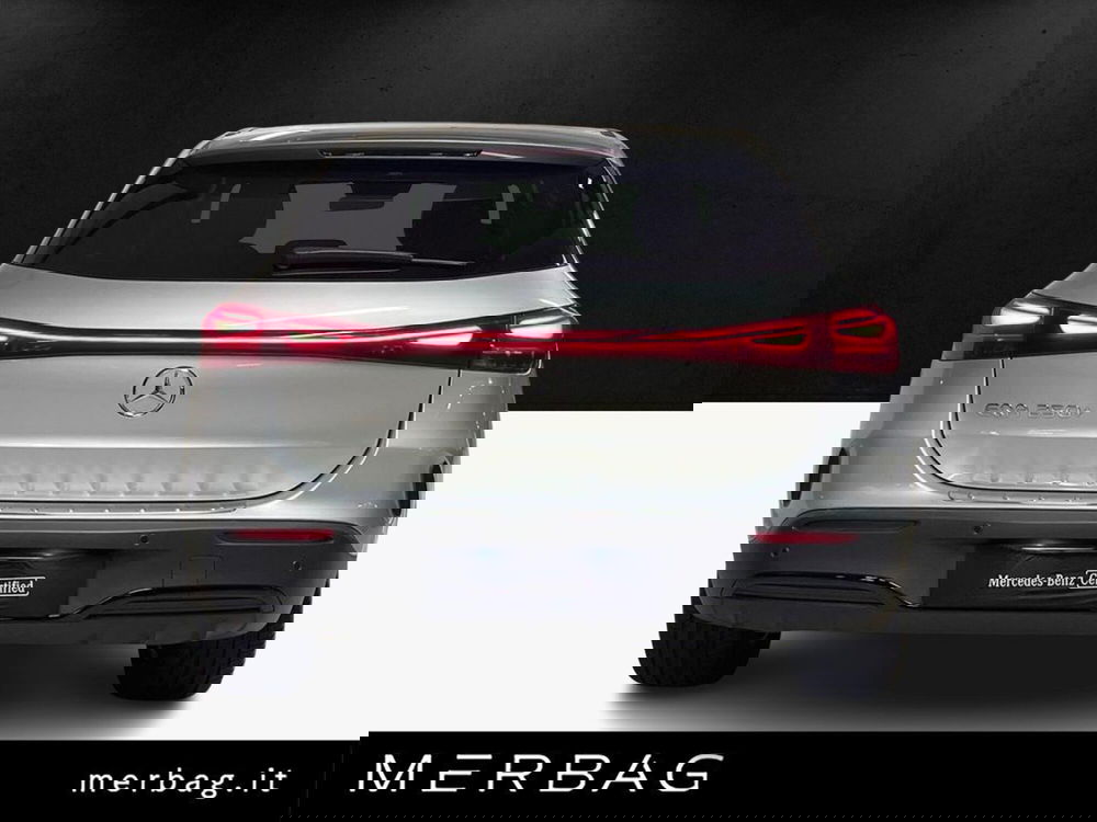 Mercedes-Benz EQA usata a Milano (4)