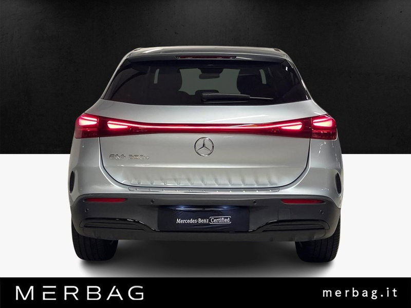 Mercedes-Benz EQA usata a Milano (4)