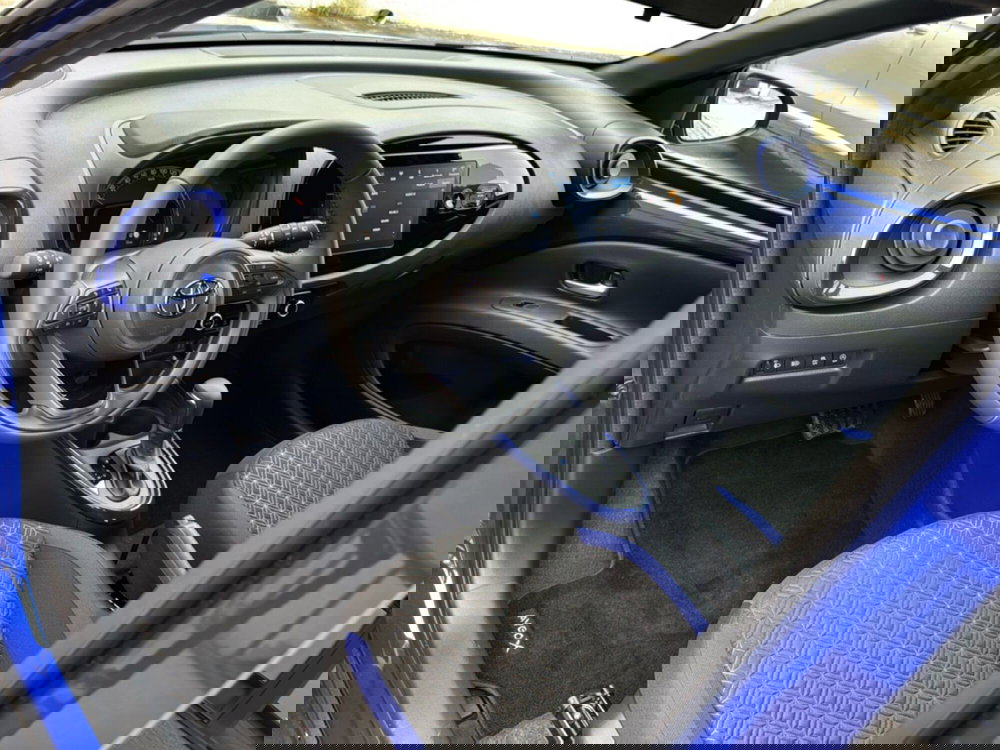 Toyota Aygo X nuova a Ferrara (12)