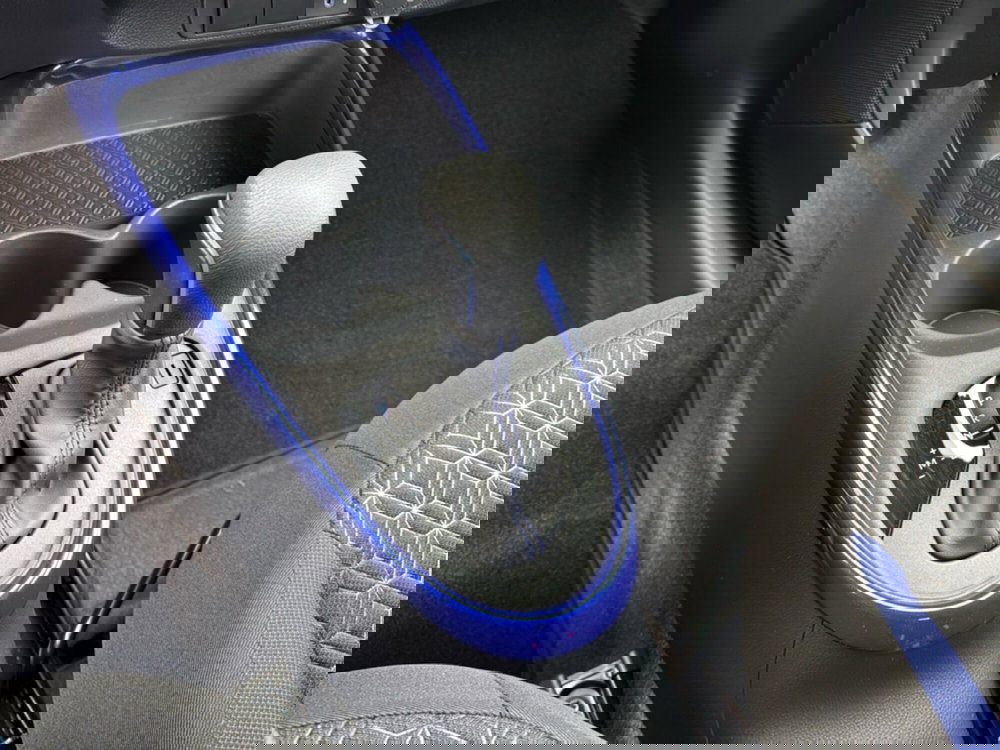 Toyota Aygo X nuova a Ferrara (13)