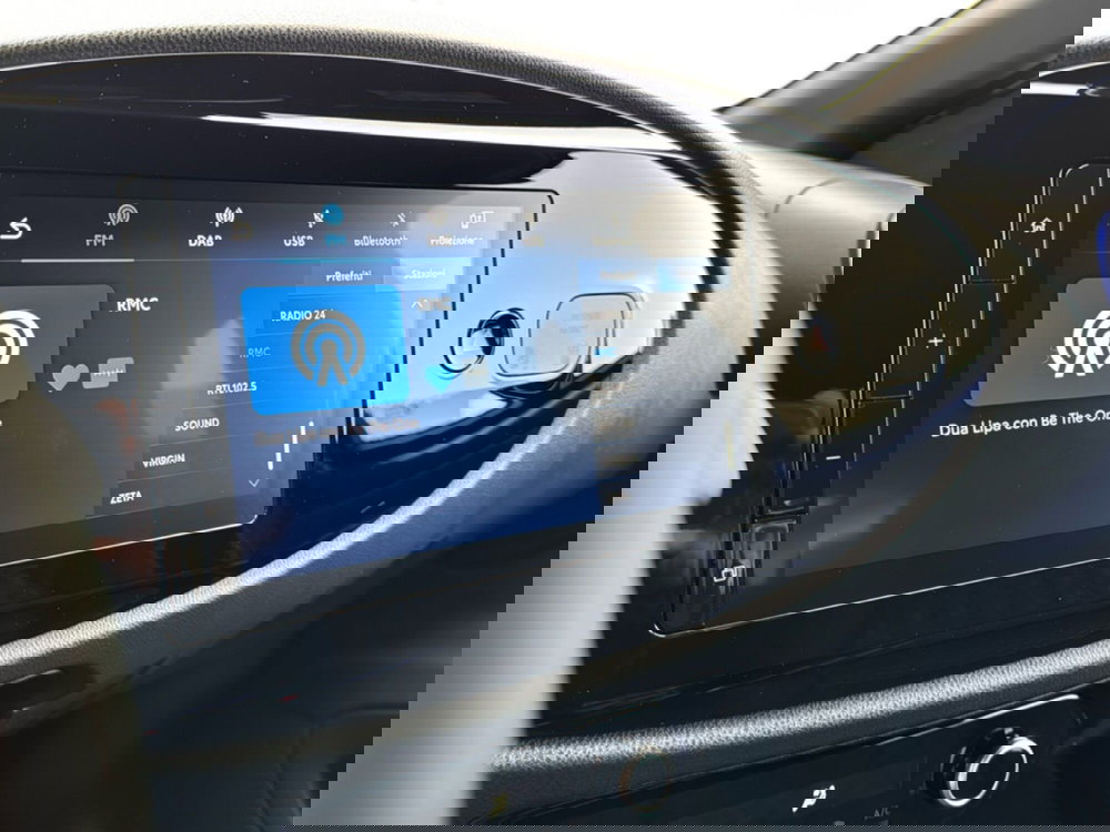 Toyota Aygo X nuova a Ferrara (14)