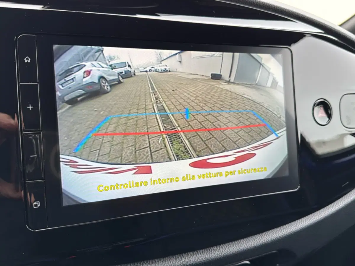 Toyota Aygo X nuova a Ferrara (15)