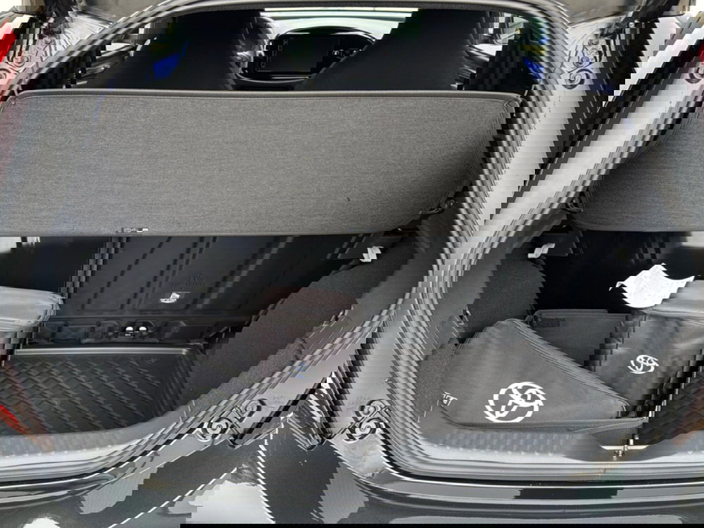 Toyota Aygo X nuova a Ferrara (7)