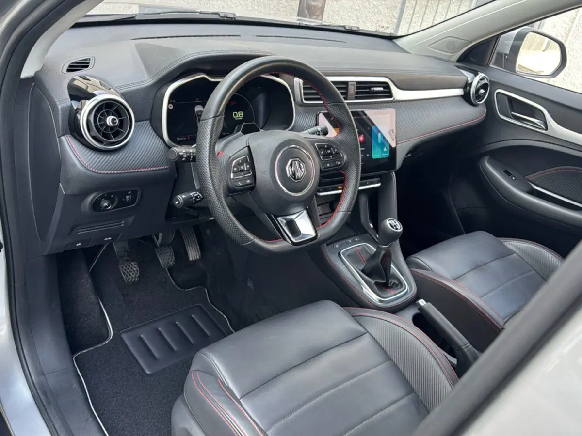 Mg ZS usata a Ferrara (10)