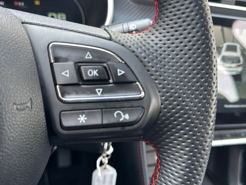 Mg ZS usata a Ferrara (16)