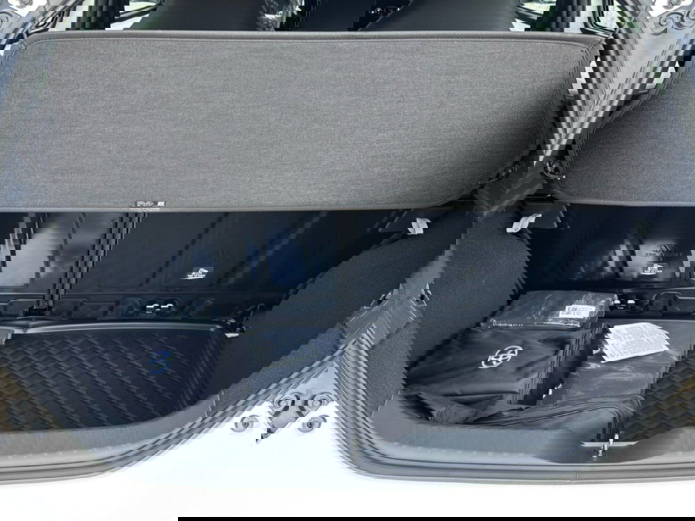 Toyota Aygo X nuova a Ferrara (17)