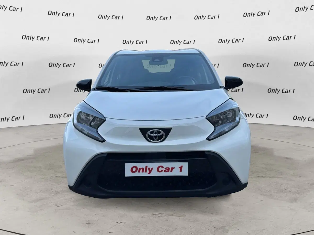 Toyota Aygo X nuova a Ferrara (2)