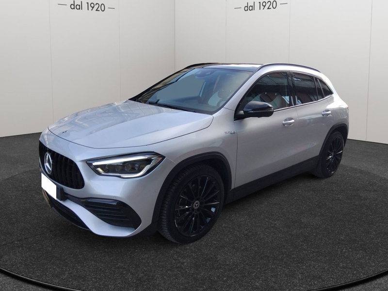Mercedes-Benz GLA SUV usata a Pescara
