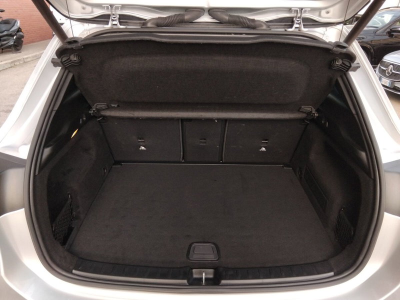 Mercedes-Benz GLA SUV usata a Pescara (16)