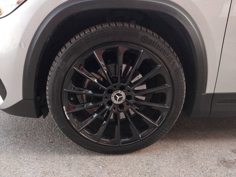 Mercedes-Benz GLA SUV usata a Pescara (18)