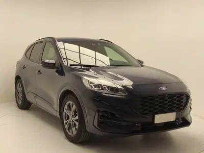 Ford Kuga 2.0 EcoBlue 120 CV aut. 2WD ST-Line X del 2024 usata a Pratola Serra
